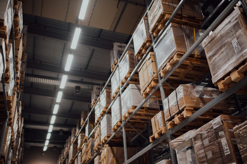 Warehouse steel structure UAE - large-span warehouse frameworks and storage facilities fabricated in Dubai